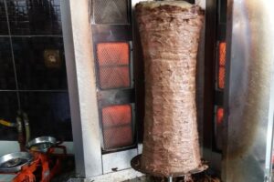 İstanbul’da Ne Yenir? Vedat Milor Kapsamlı Lezzet Rehberi